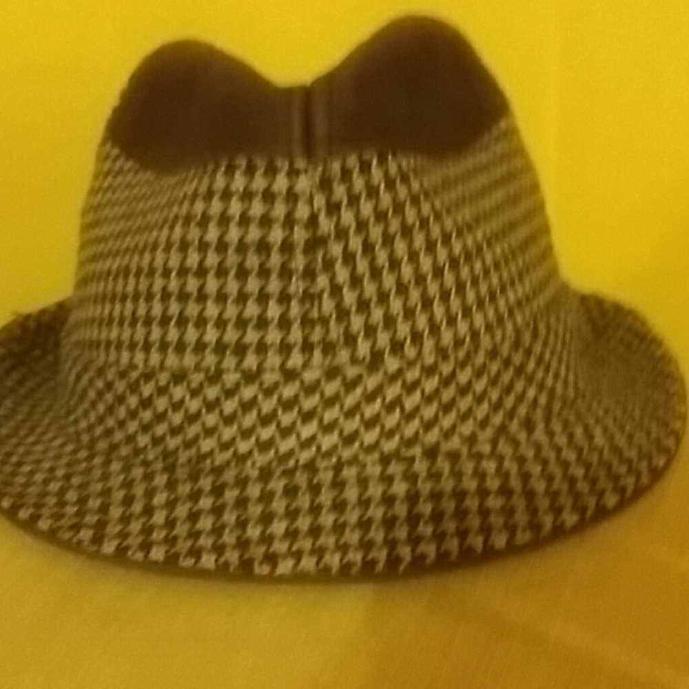 Hat - Picture 4 of 4